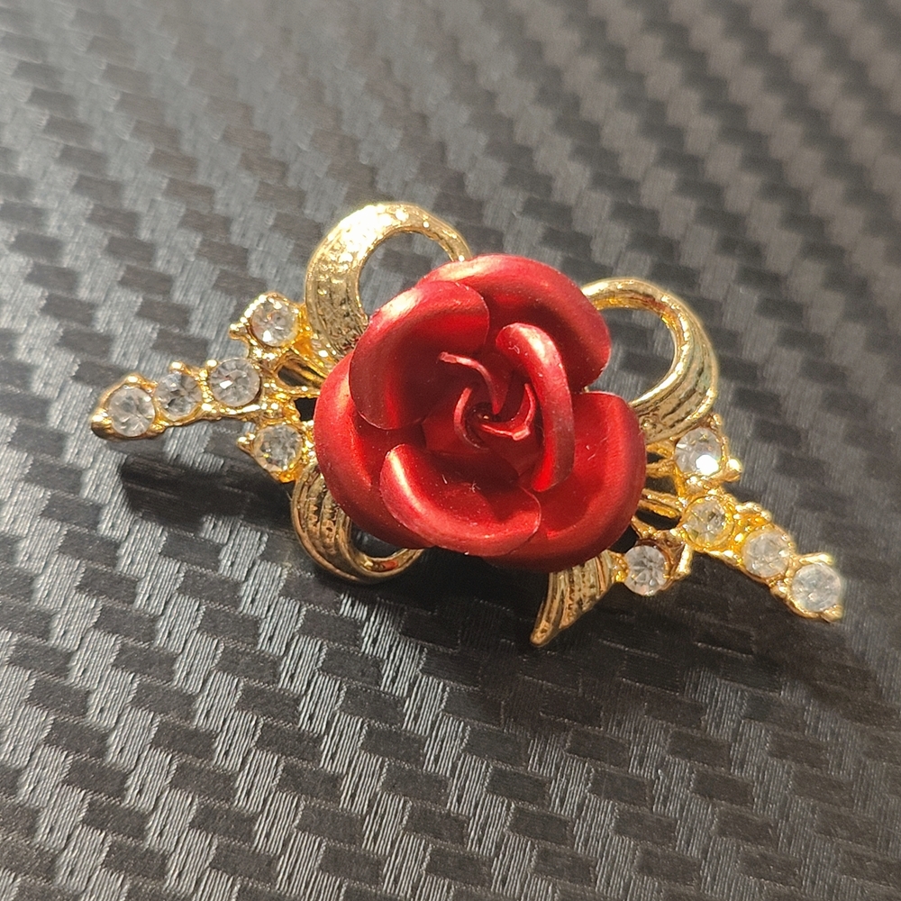 Elegant Red Rose Gold Brooch